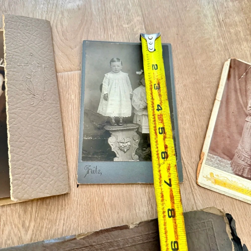 Antique & Vintage PHOTO ALBUM & PHOTOS PORTRAIT “ Cabinet Card “ PHOTOGRAPHS LOT